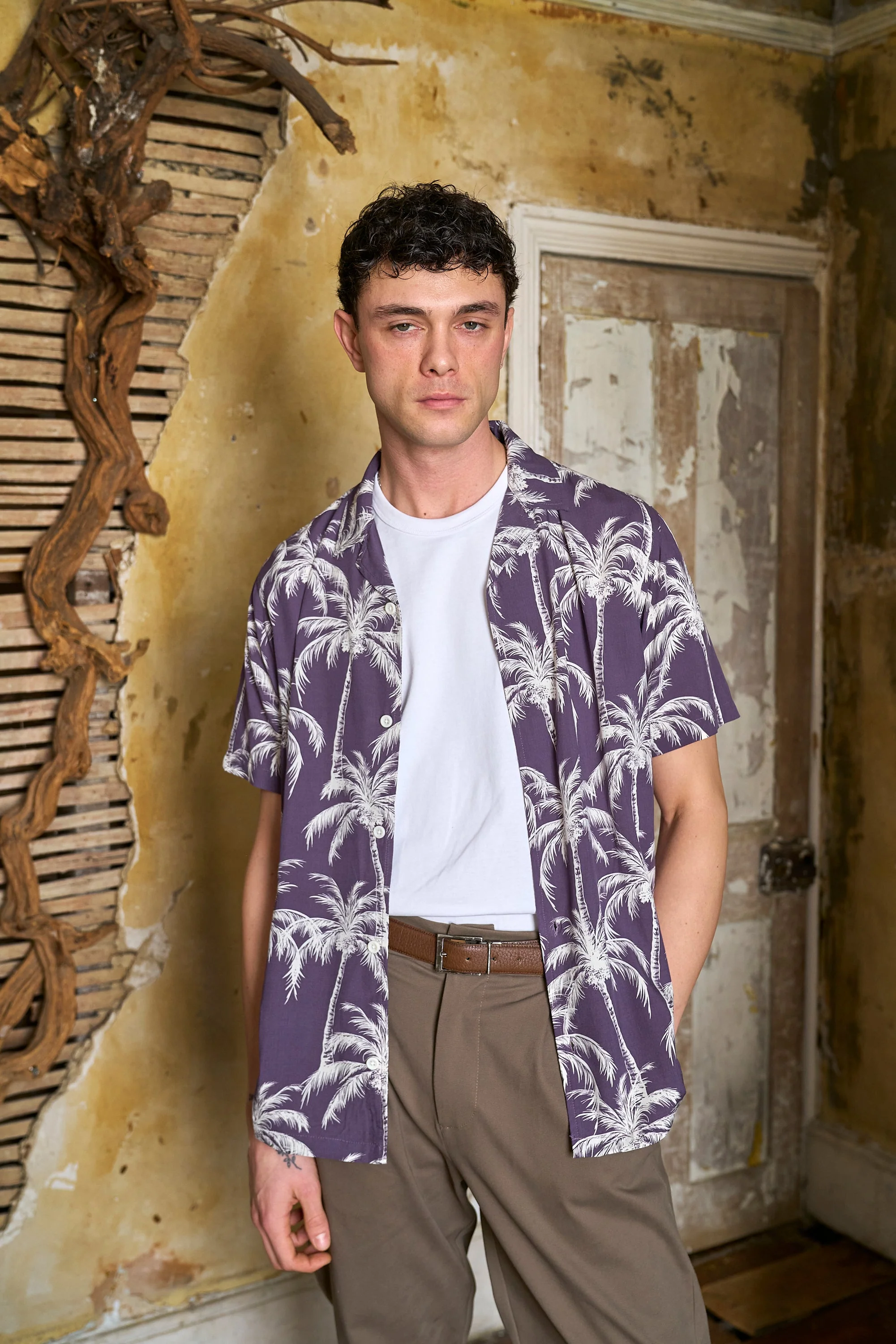 Dano Short Sleeve Shirt - Purple Palm - Image 3