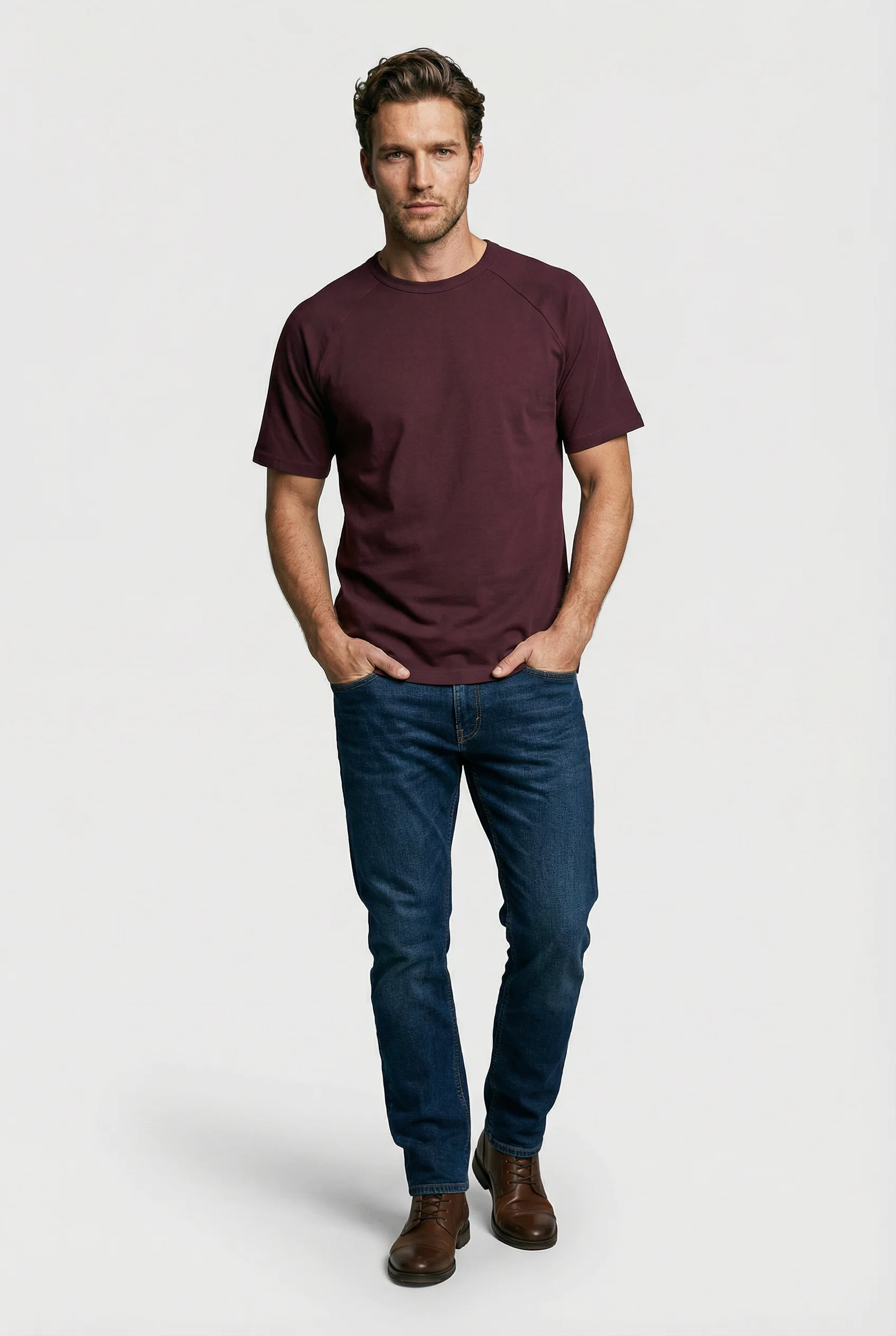 Hoxton Raglan Sleeve Fitted T-Shirt - Burgundy - Image 4